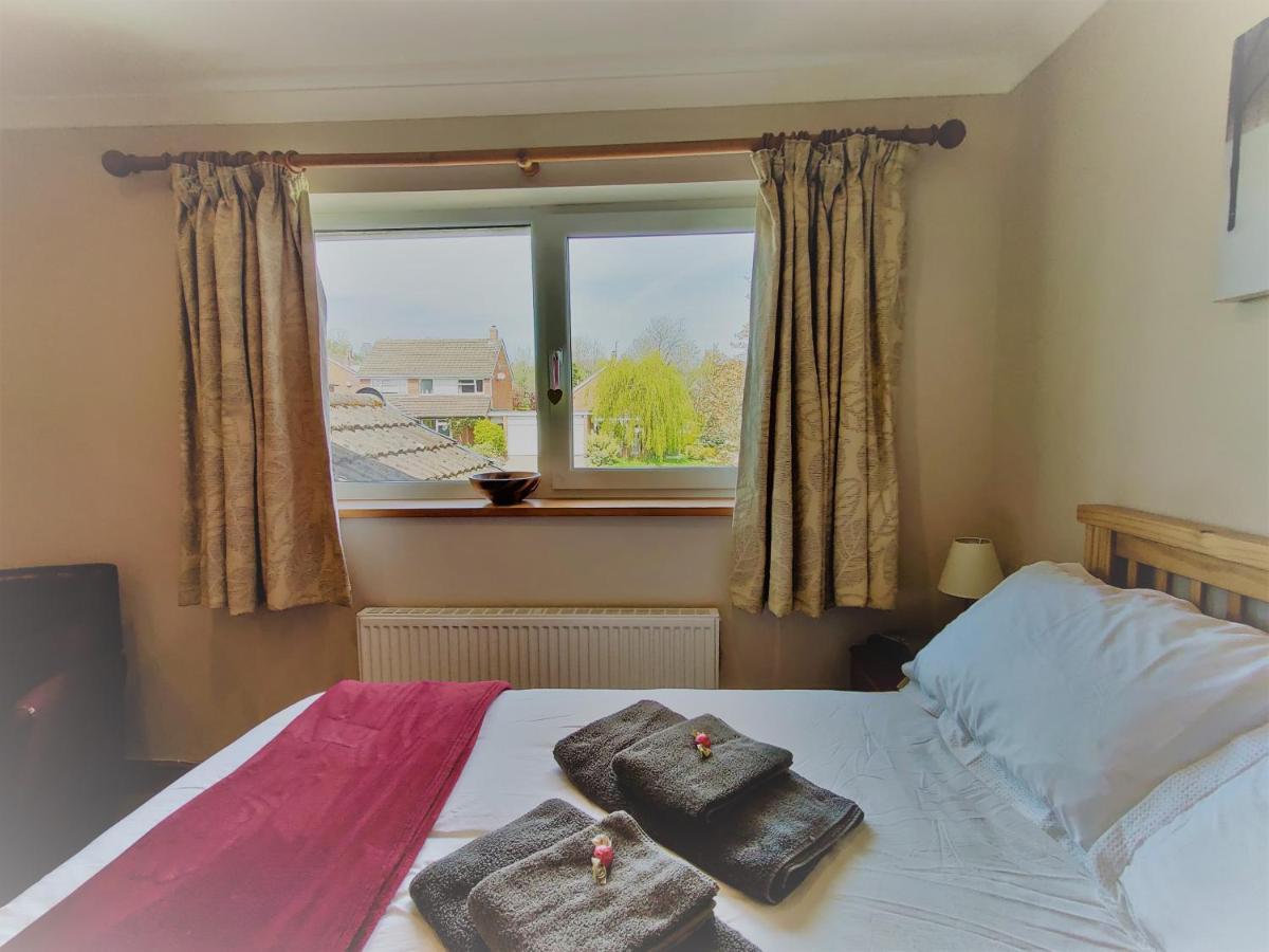 Nant Gloyw Oswestry Bed & Breakfast エクステリア 写真